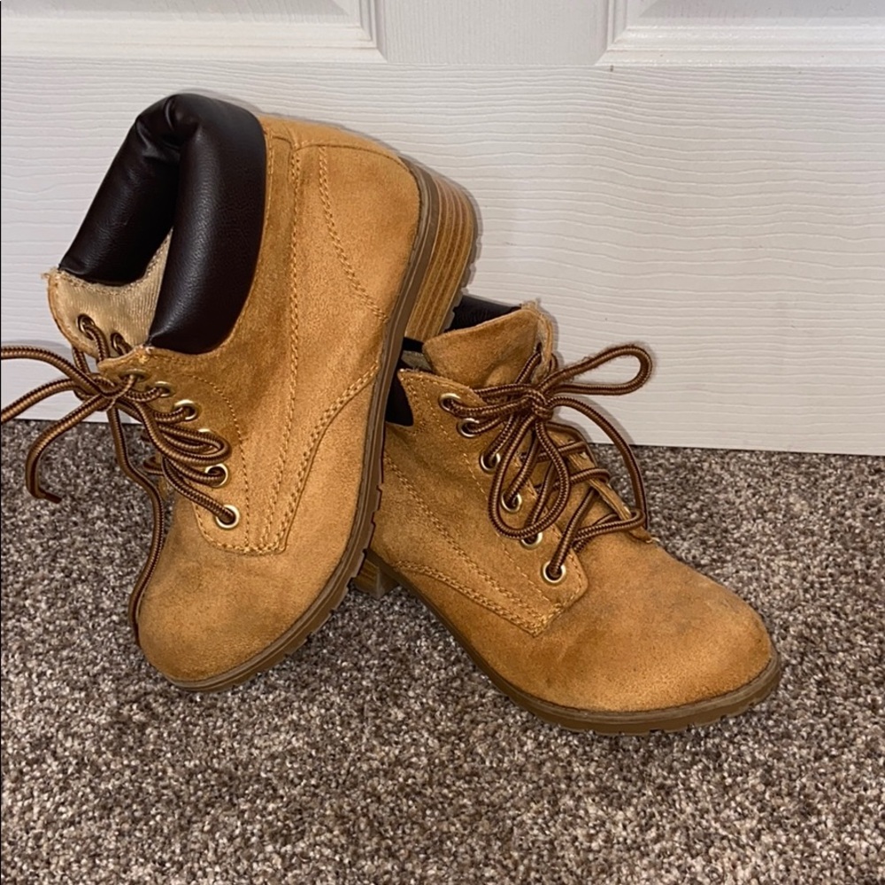 Soda Buckle Brand Boots